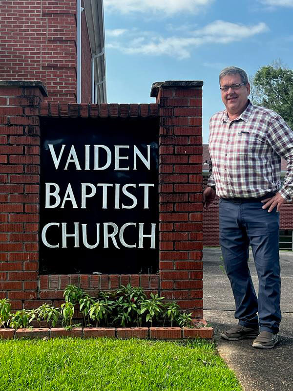 Photo of Pastor David Westmoreland, Vaiden Baptist Church